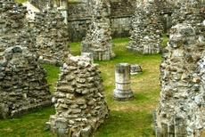 Руины аббатства св. Августина