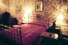 Комната, где родился величайший деятель XX века Уинстон Черчилль – премьер министр Англии и писатель