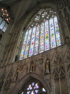 Витражи Йоркского собора завораживают своей тонкостью и изысканностью