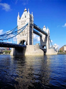 Tower Bridge –     , XIX 